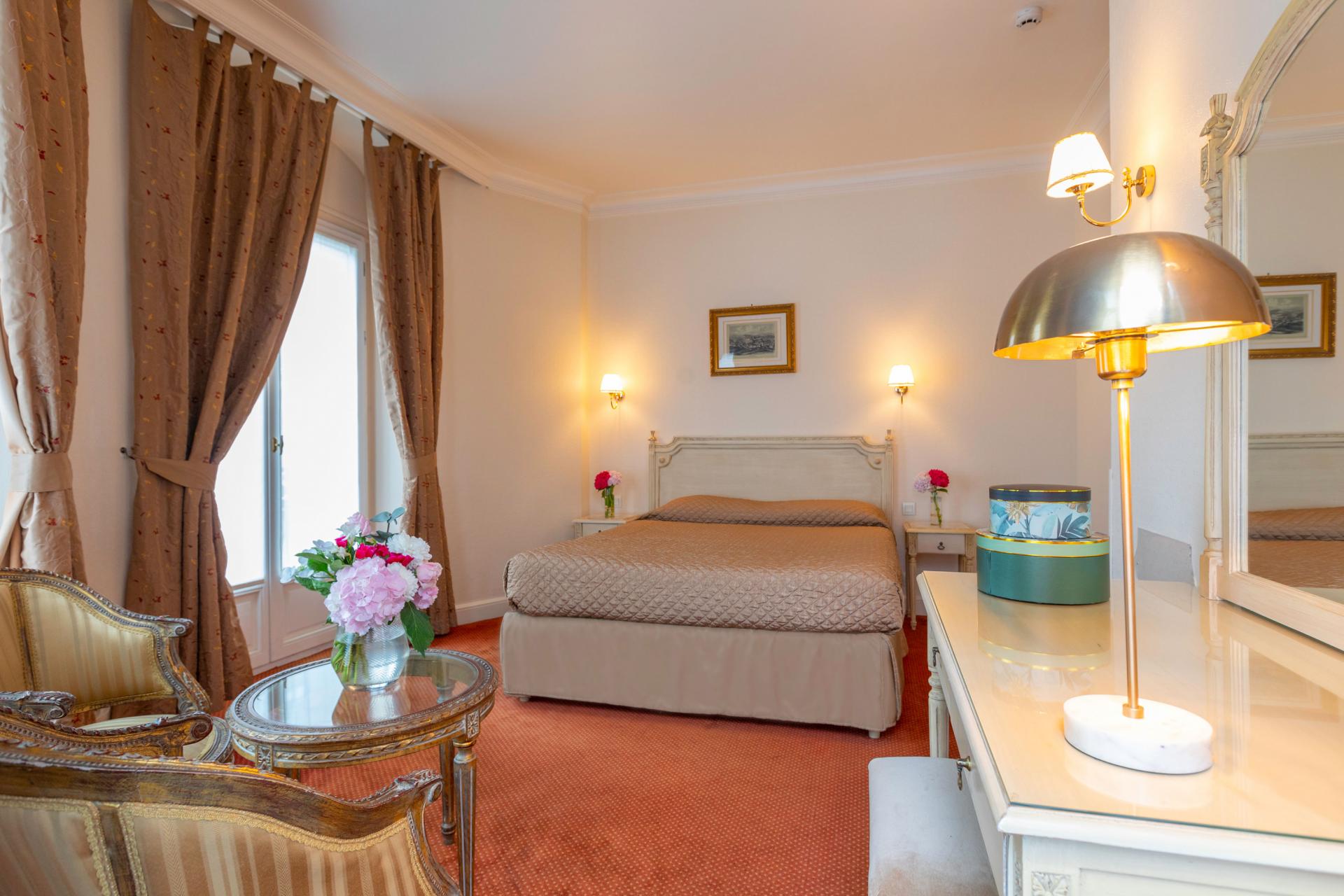 Lourdes Alternative 1 : Grand Hotel Moderne